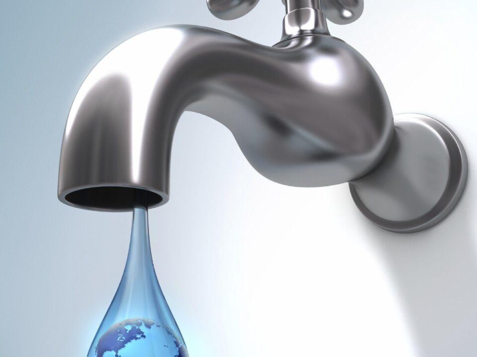 Water and energy efficient Data Centre infrastructure