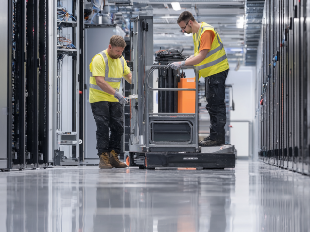 55039 - Lessons from the Front Line - Picture